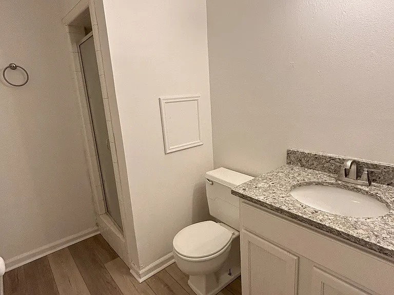 15 Carolyn Rd — Photo 9