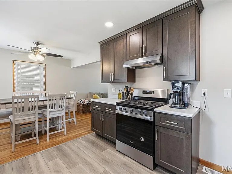10840 Bernadine Dr — Photo 7