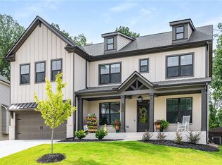 6129 Black Pear Ln, Gainesville, GA 30506