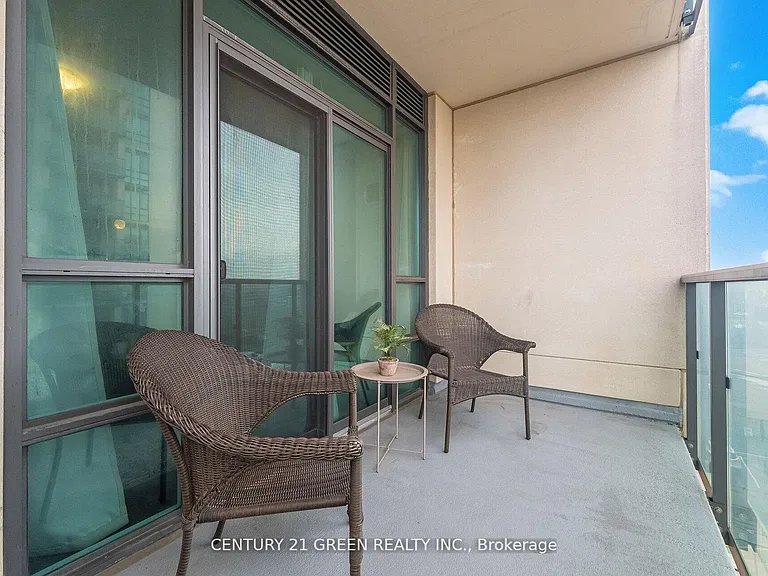 55 Yorkland Blvd #409 — Photo 19
