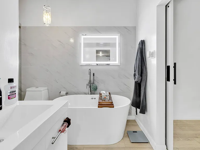 720 E Coco Plum Cir #5 — Photo 25