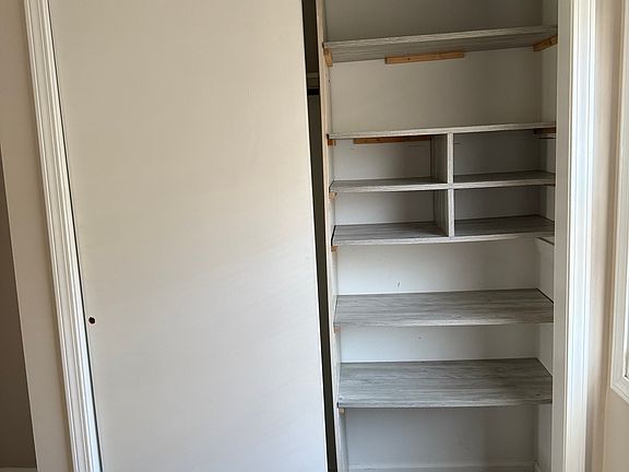 4th image of 203 College Ave #1