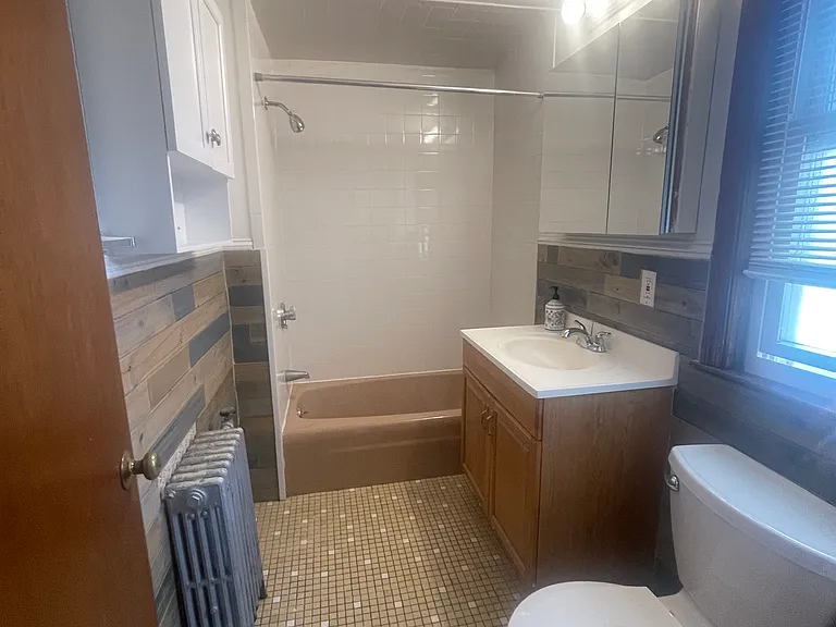 289 Webster St #2 — Photo 10