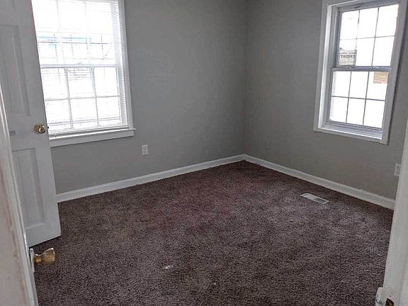 2nd image of 4133 Monroe Ave