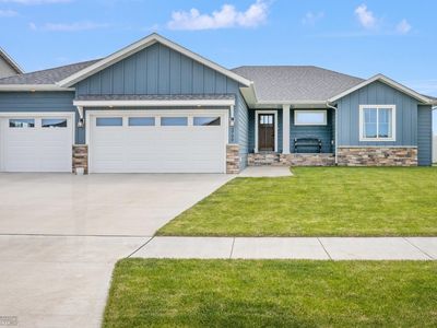 3790 Merrifield Dr S, Fargo, ND, 58104
