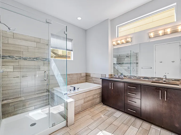 802 W Drew St — Photo 21