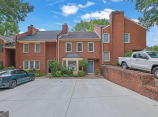 3166 Corner Oak Dr, Peachtree Corners, GA 30071