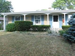 5310 Mansfield Dr, Greendale, WI 53129