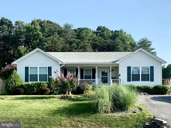 1920 Derby Ct, Prince Frederick, MD 20678