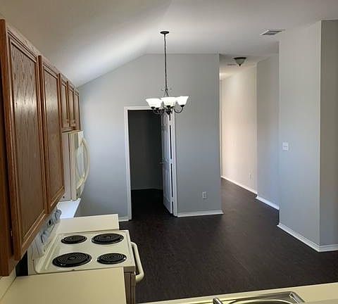 5th image of 11905 Brown Fox Dr
