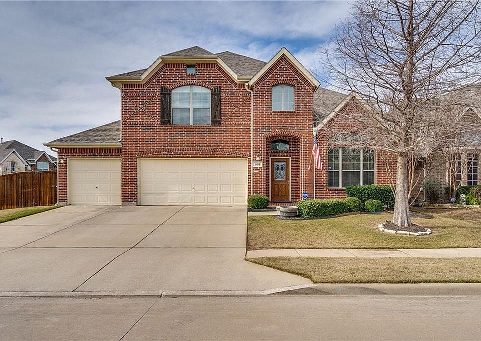 1st image of 801 Lake Hollow Dr