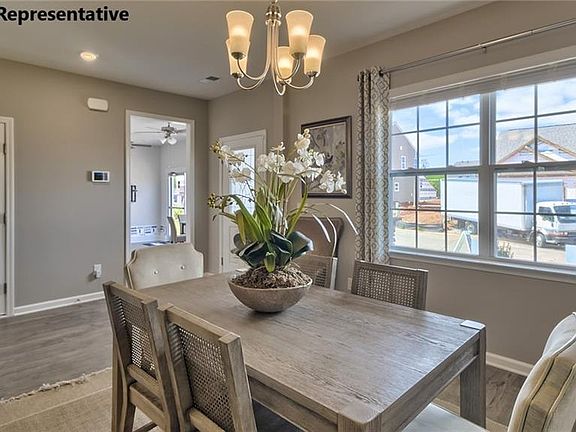4th image of 132 Maritime St #375