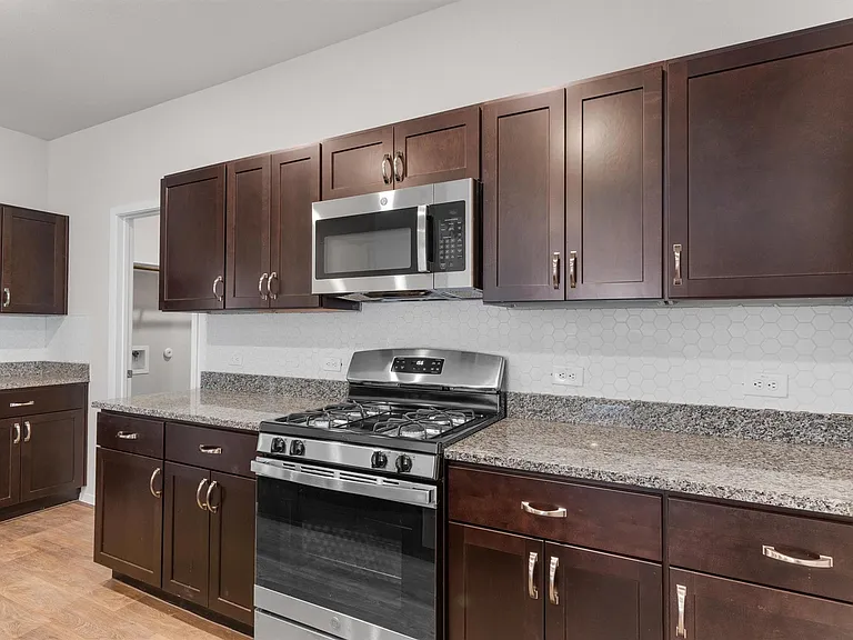 110 Keltic Dr — Photo 13