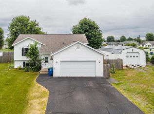 2104 MEADOW DRIVE, Kronenwetter, WI 54455