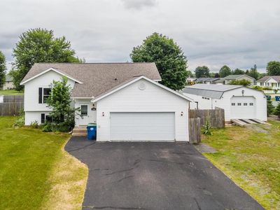 2104 MEADOW DRIVE, Kronenwetter, WI, 54455