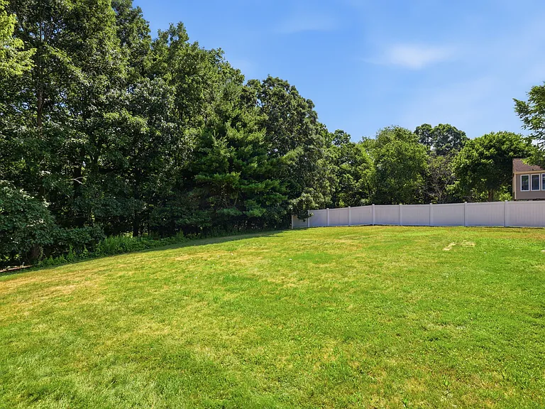 121 Rolling Ridge Ln — Photo 42