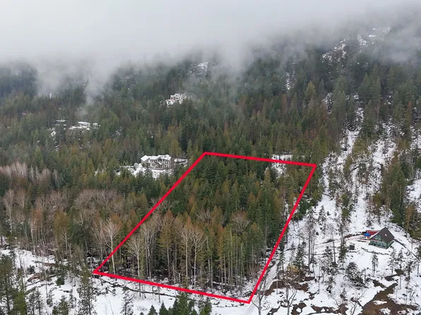 466 Rincon Dr, Sandpoint, ID 83864