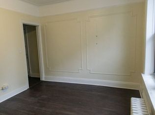 3540 29th St APT 1F, Astoria, NY 11106