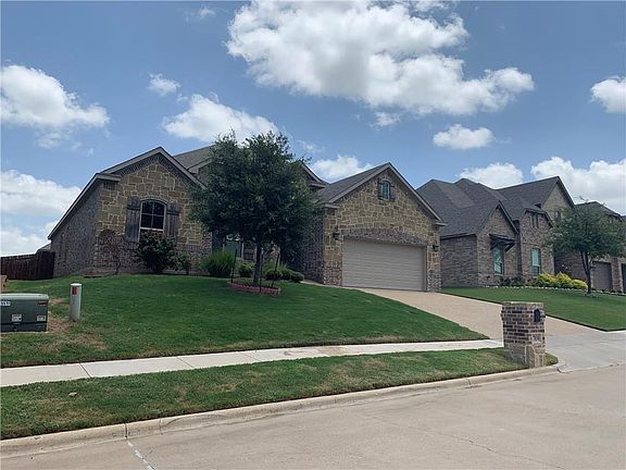 3rd image of 17030 Salado Dr