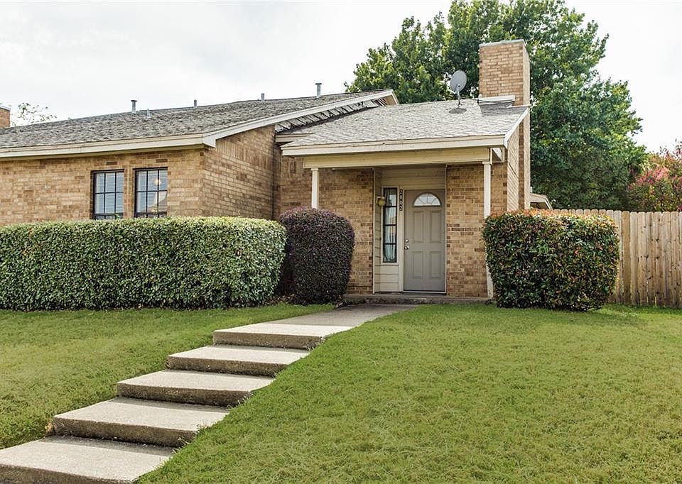 1st image of 2802 Meadow Park Dr