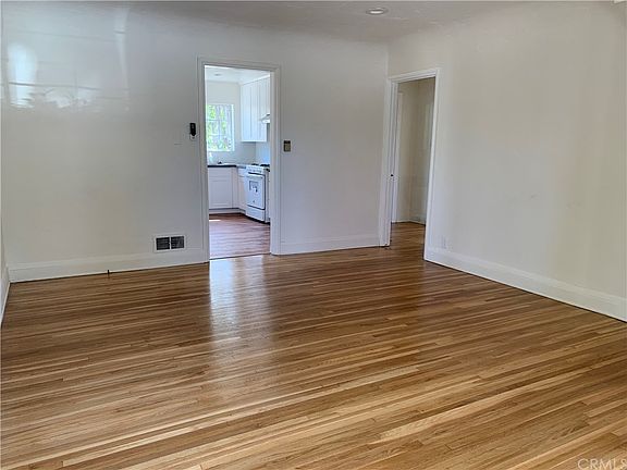 4th image of 4066 Edenhurst Ave
