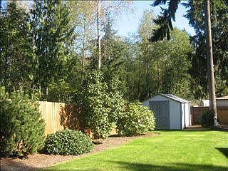 5th image of 11601 212th Avenue Ct E