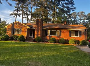 724 Bells Mill Rd, Chesapeake, VA 23322