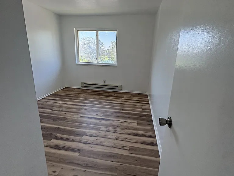 744 E Michigan Ave — Photo 19