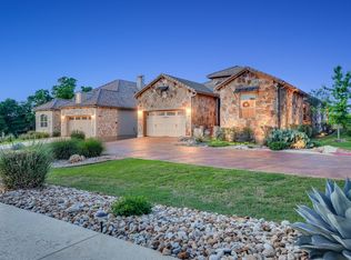 105 Grand Oaks Ln, Liberty Hill, TX 78628