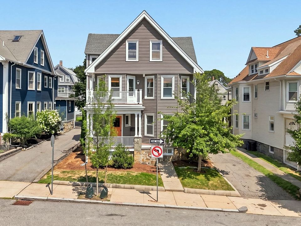 1st image of 39 Ainsworth St