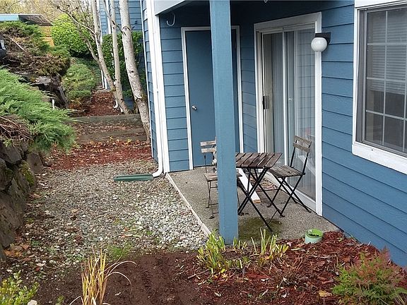 2nd image of 16817 Larch Way Unit E103