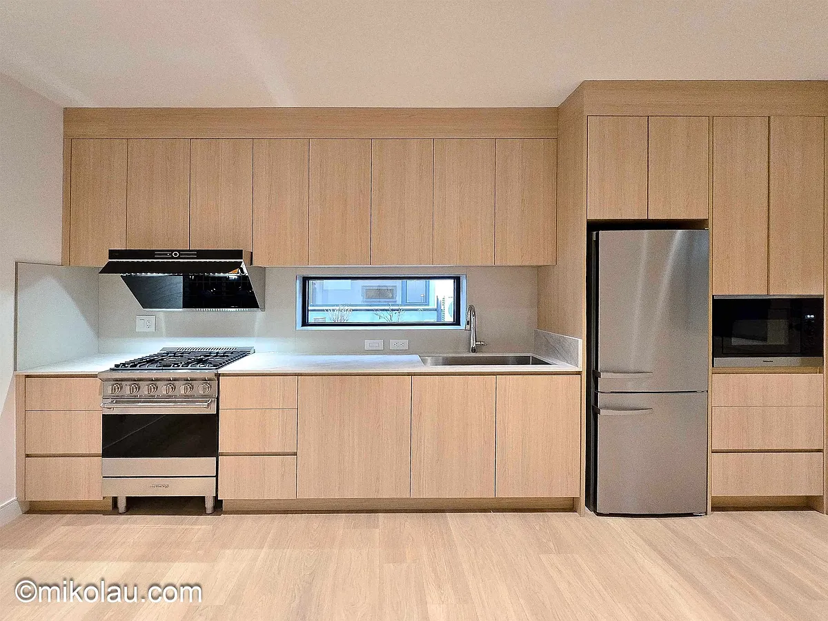 Building Photo - 353X W 20th Ave