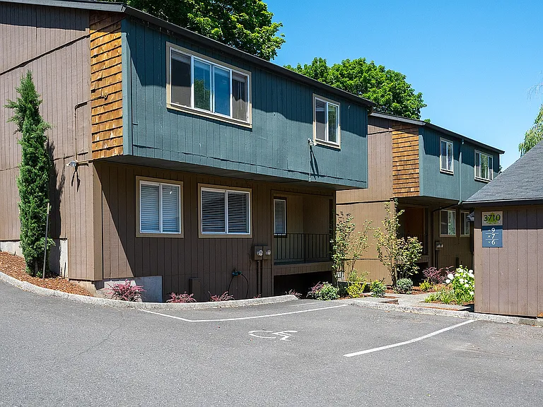 Shady Glen Apartments — Photo 8