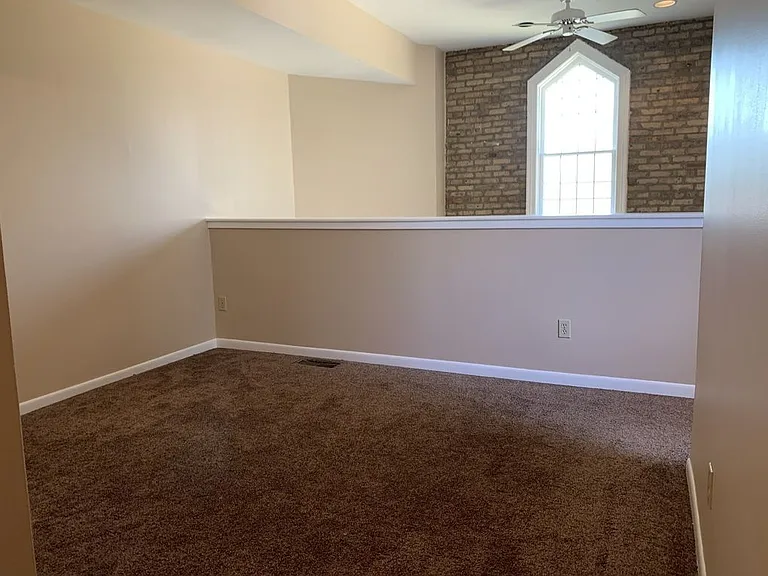 300 West Jefferson St — Photo 14
