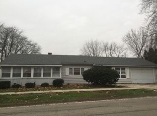 1000 Penn Ave, Aurora, IL 60506