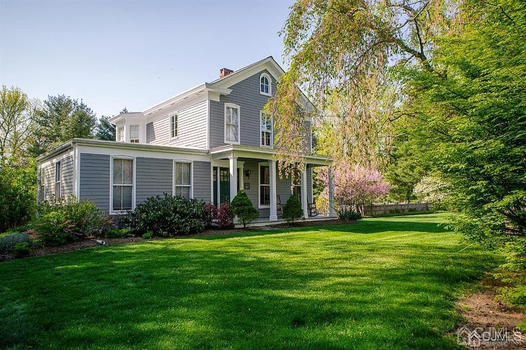 165 N Main St, Cranbury, NJ 08512 Zillow