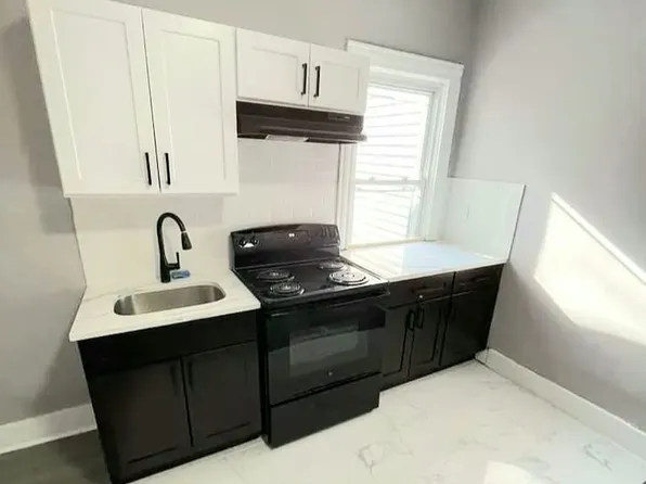 144 4th Ave #3, Newark, NJ 07104