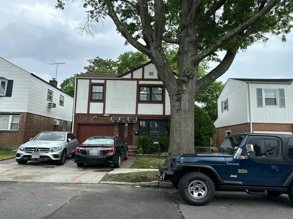 24130 132nd Rd, Rosedale, NY 11422