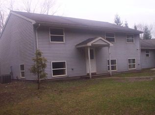 1738 Kenyon Rd, Ontario, NY 14519