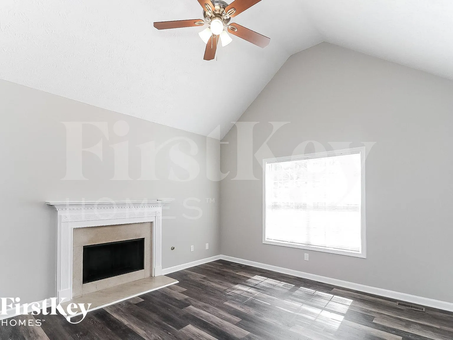 4 bed, 3.0 bath, 1700 sqft, $2,325 — Photo 3