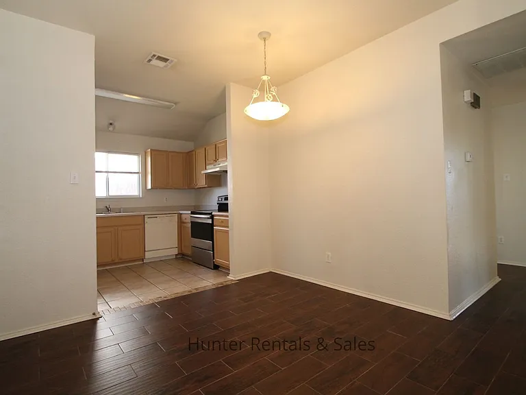 1516 Grey Fox Trl — Photo 16