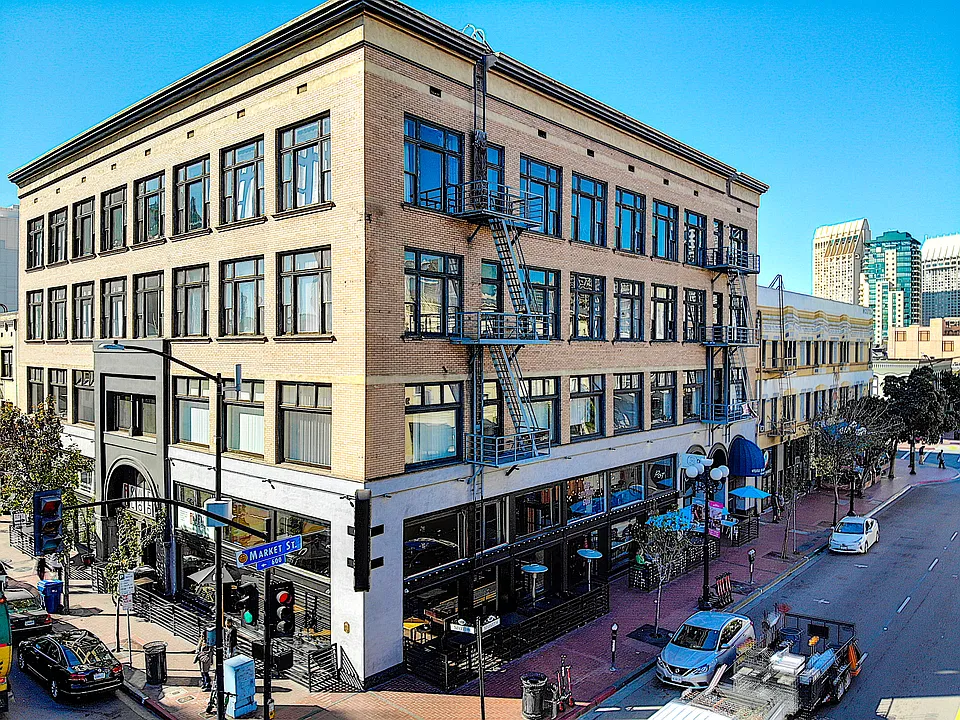 Steele Lofts