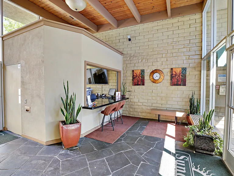 Sundale — Photo 30