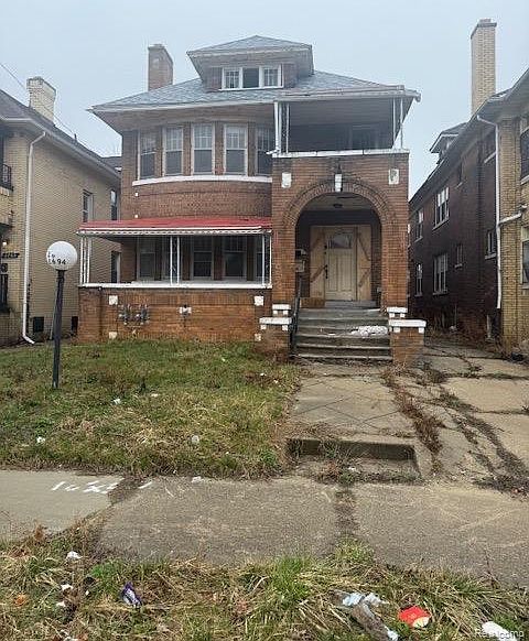 1st image of 2692 Calvert St