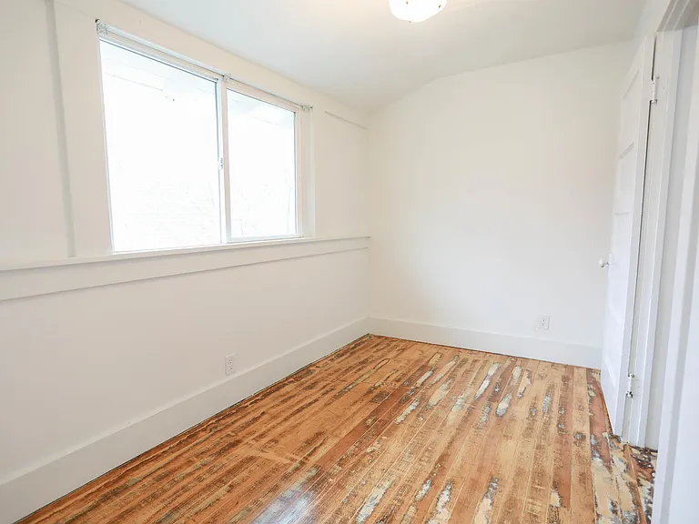 1012 Broadway St #2 — Photo 15