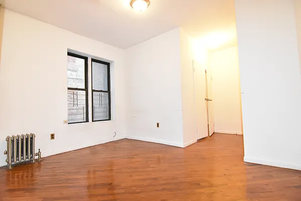 Rented by A P Realty Group NY LTD | media 10