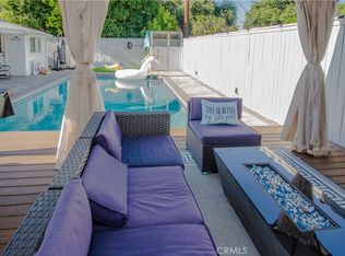 7344 Leescott Ave, Van Nuys, CA 91406