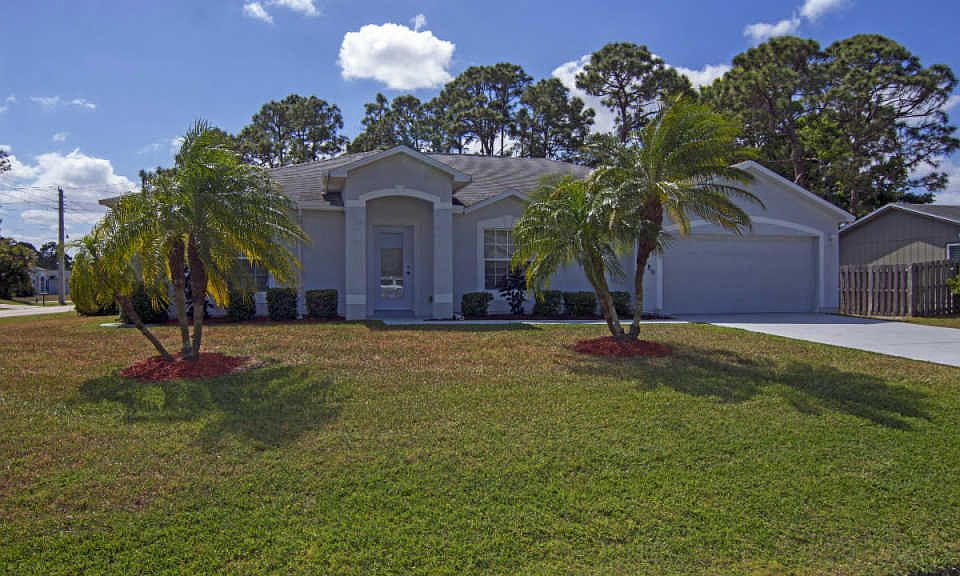 1st image of 1480 SE Barker Ln