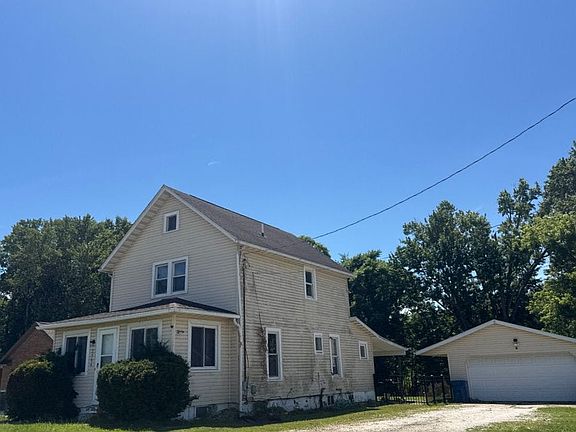 2nd image of 2756 N Turkeyfoot Rd