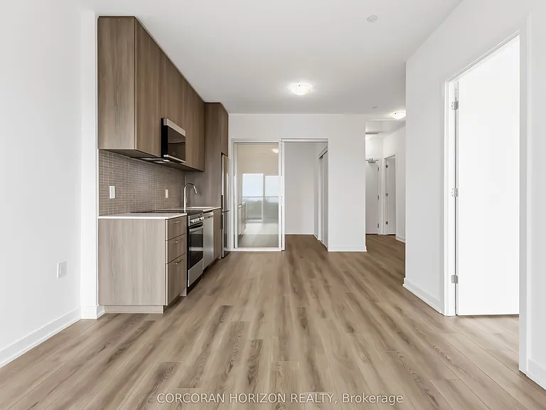 7439 Kingston Rd #805 — Photo 10
